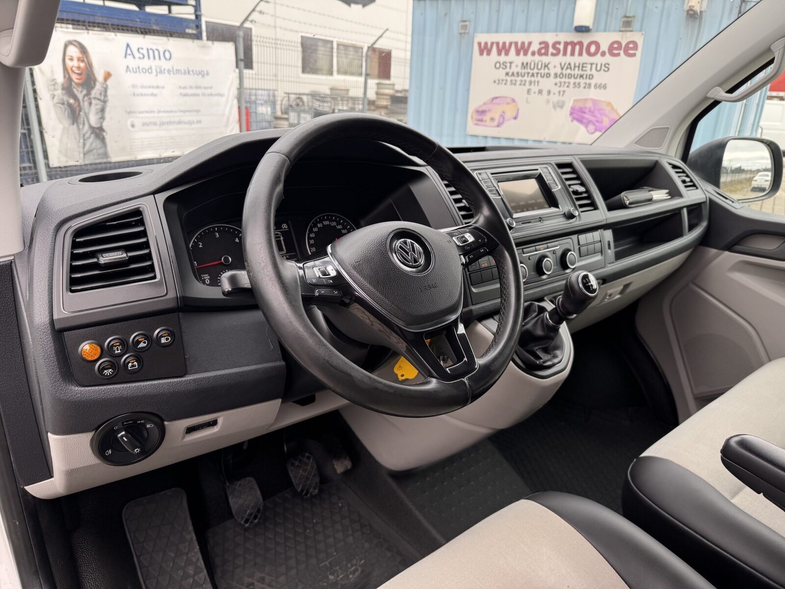 Volkswagen Transporter 2018, kuva 4/15
