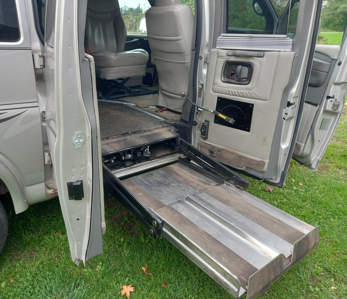 Chevrolet Express 2007, kuva 3/21