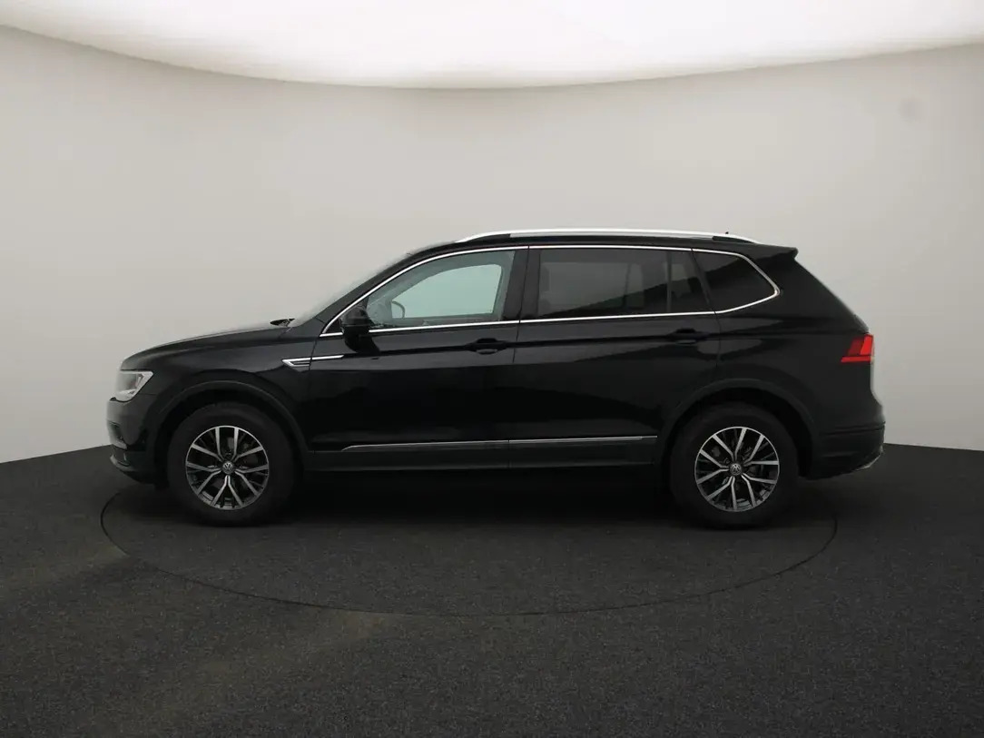 Volkswagen Tiguan 2021, photo 6/38