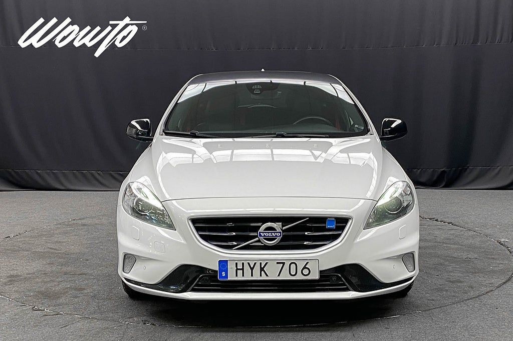 Volvo V40 2015, kuva 2/20