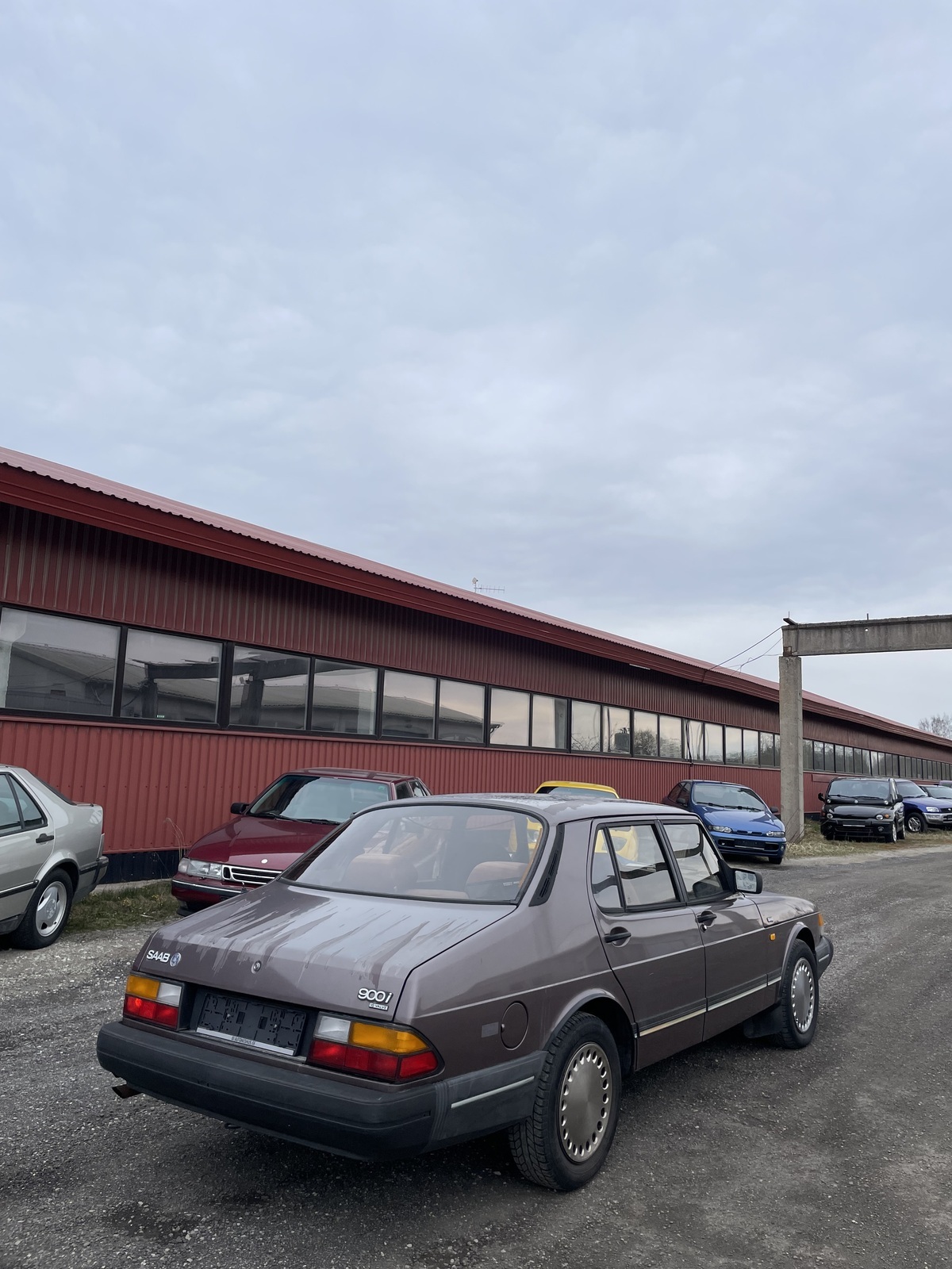 Saab 900 1989, kuva 7/10