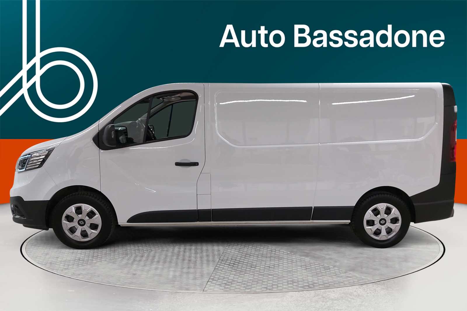 Renault Trafic 2024, kuva 2/26