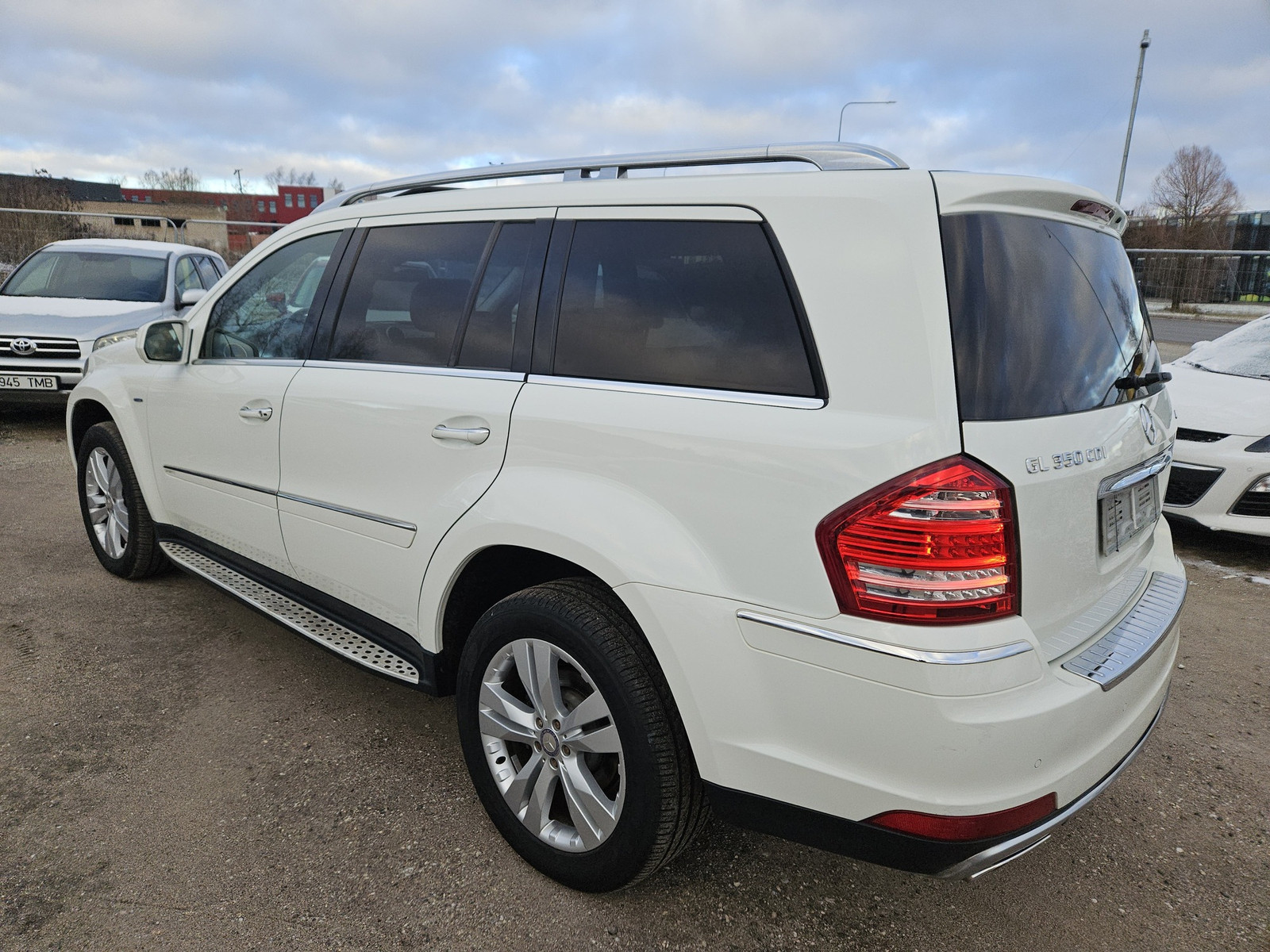 Mercedes-Benz GL 350 2010, kuva 6/10