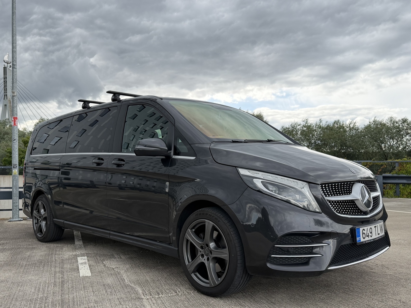 Mercedes-Benz V 250 AMG 2020, kuva 2/10