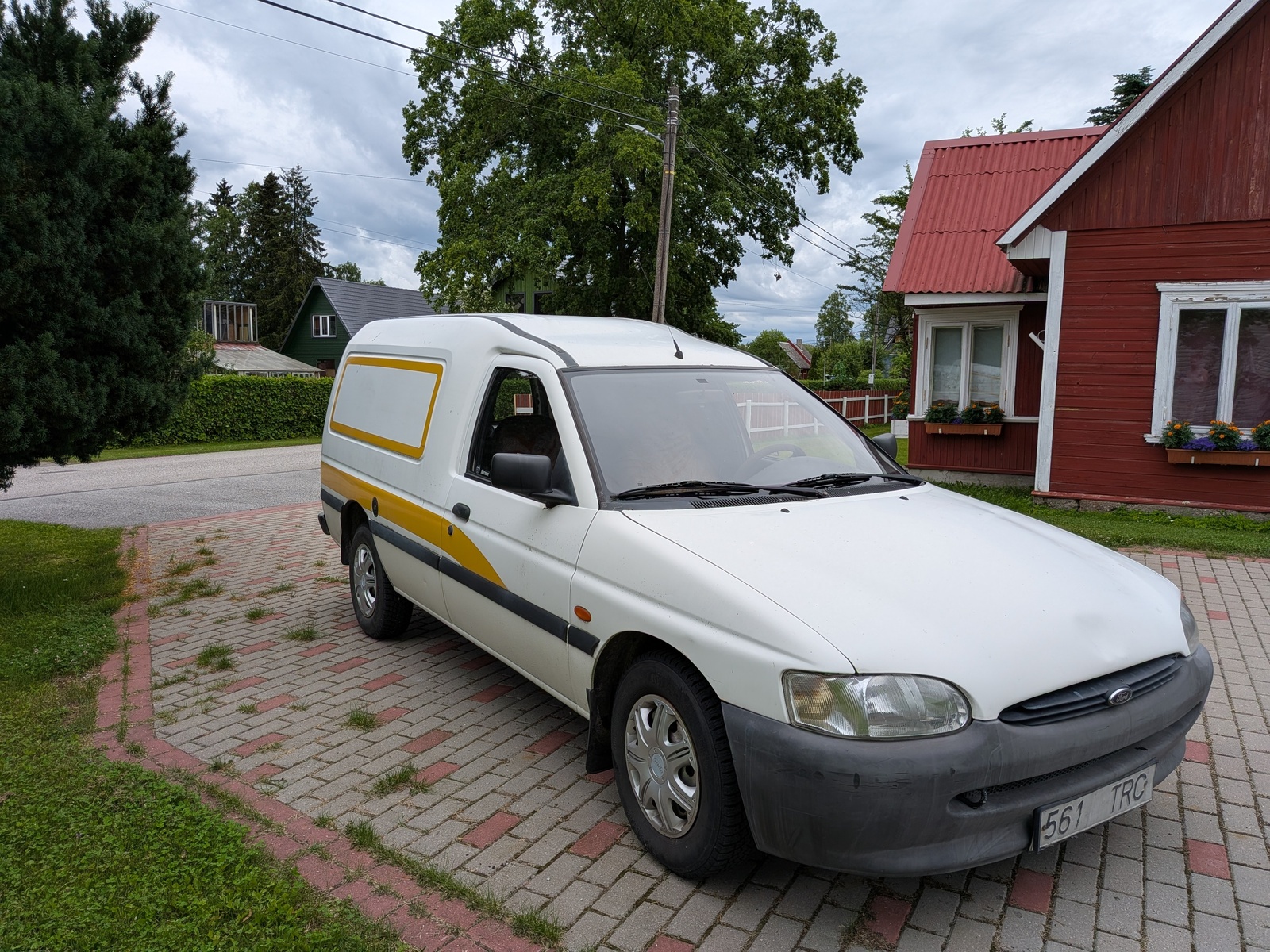 Ford Express 1996, kuva 2/6