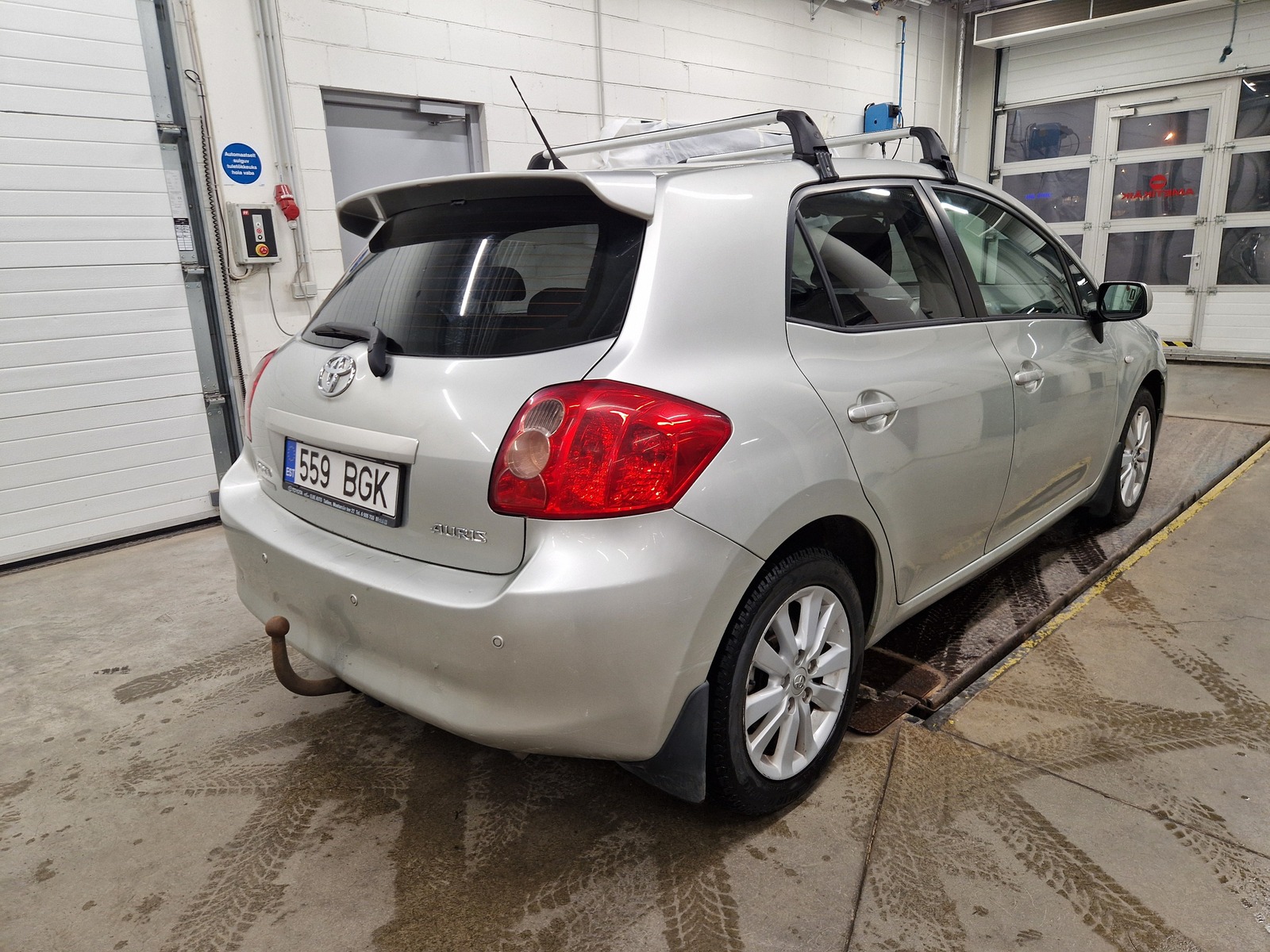 Toyota Auris 2008, kuva 3/13