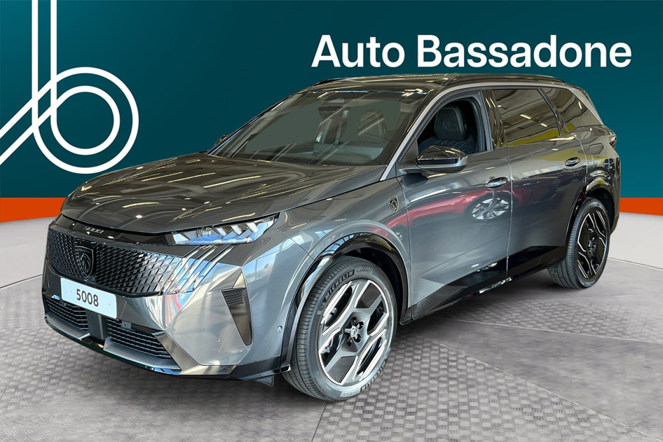 Peugeot 5008, 239 kW, электричество, автомат, полный привод