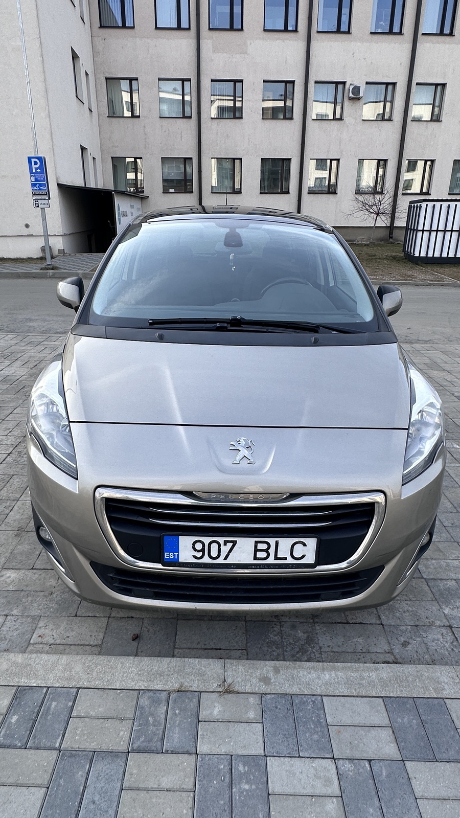 Peugeot 5008 2014, photo 3/10