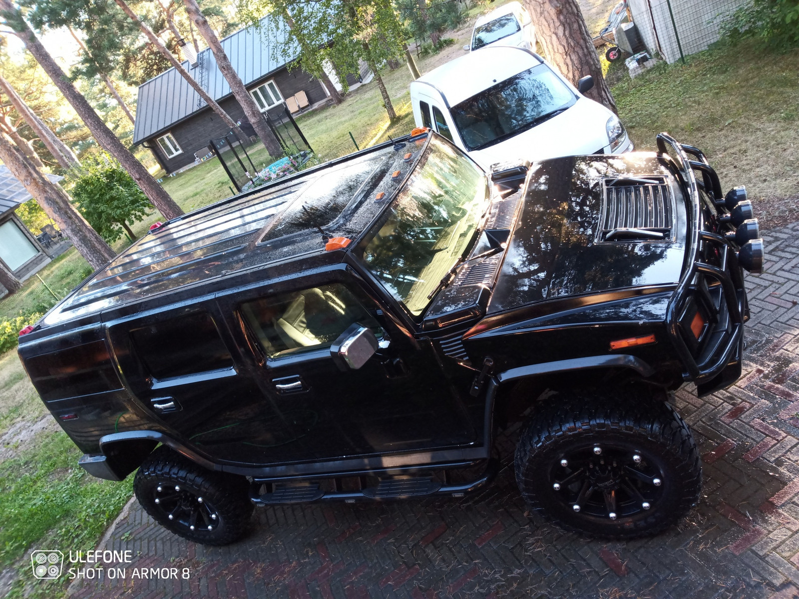 Hummer H2