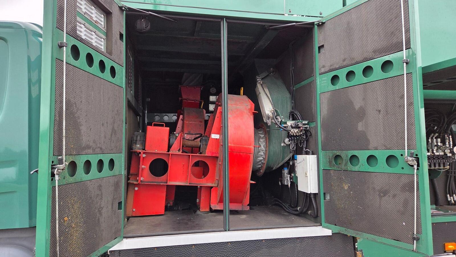 Scania P450 8X4*4 2018, kuva 6/20