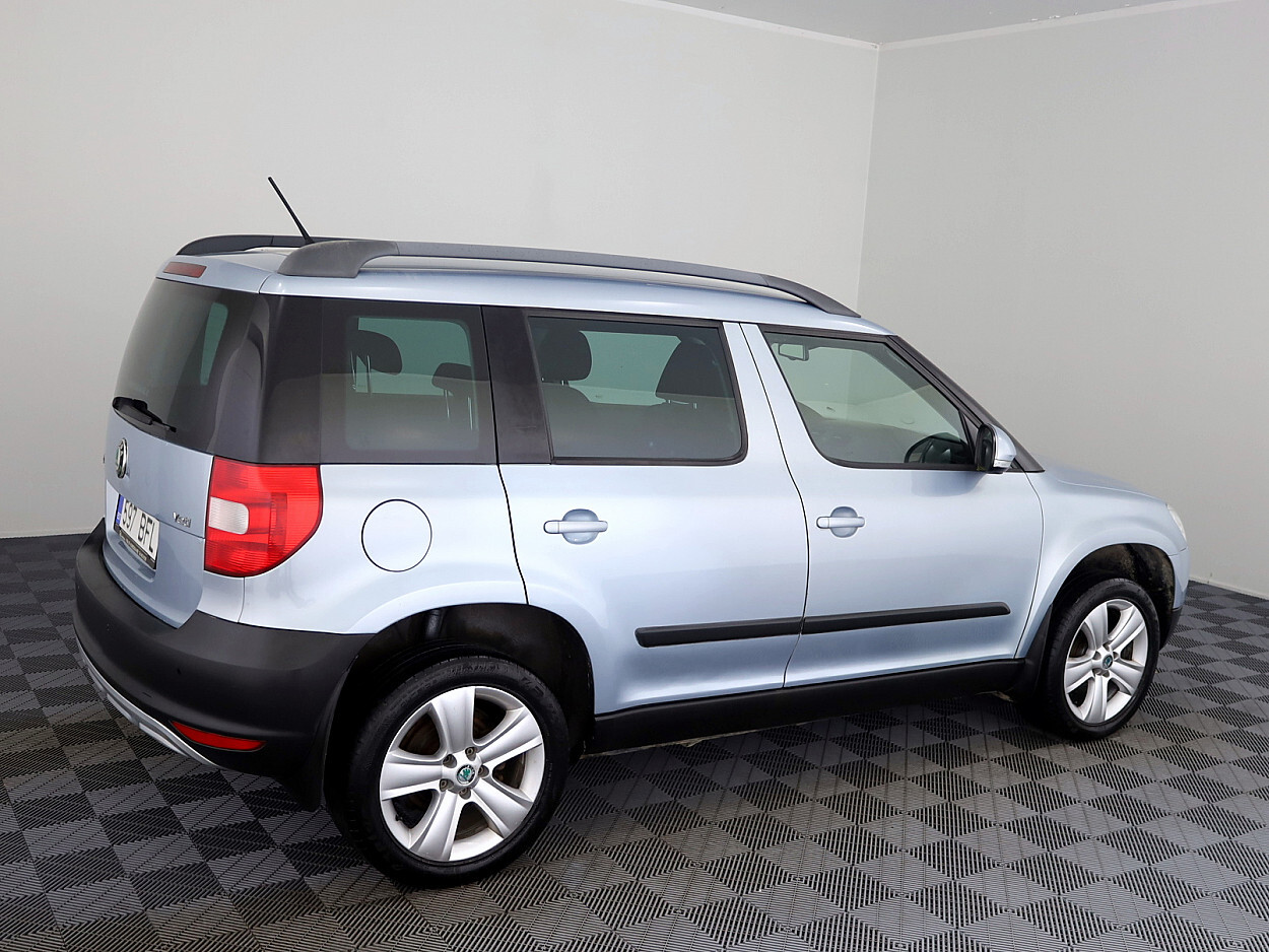 Škoda Yeti 2011, photo 3/7