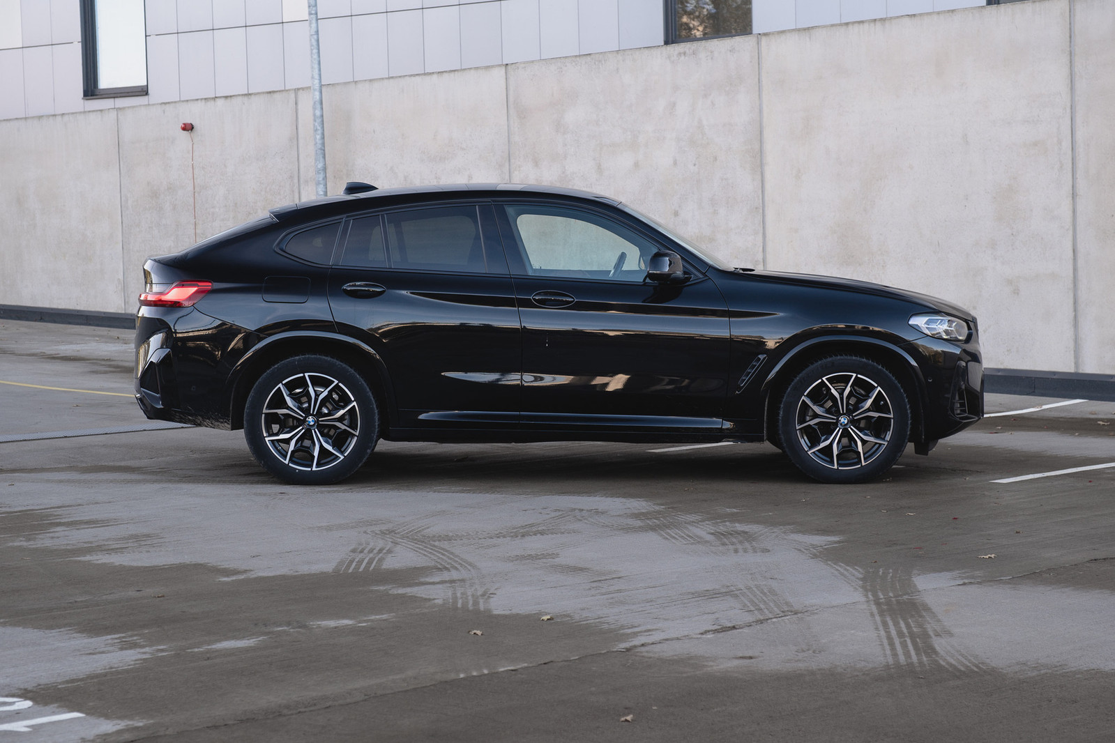 BMW X4 2022, kuva 7/38