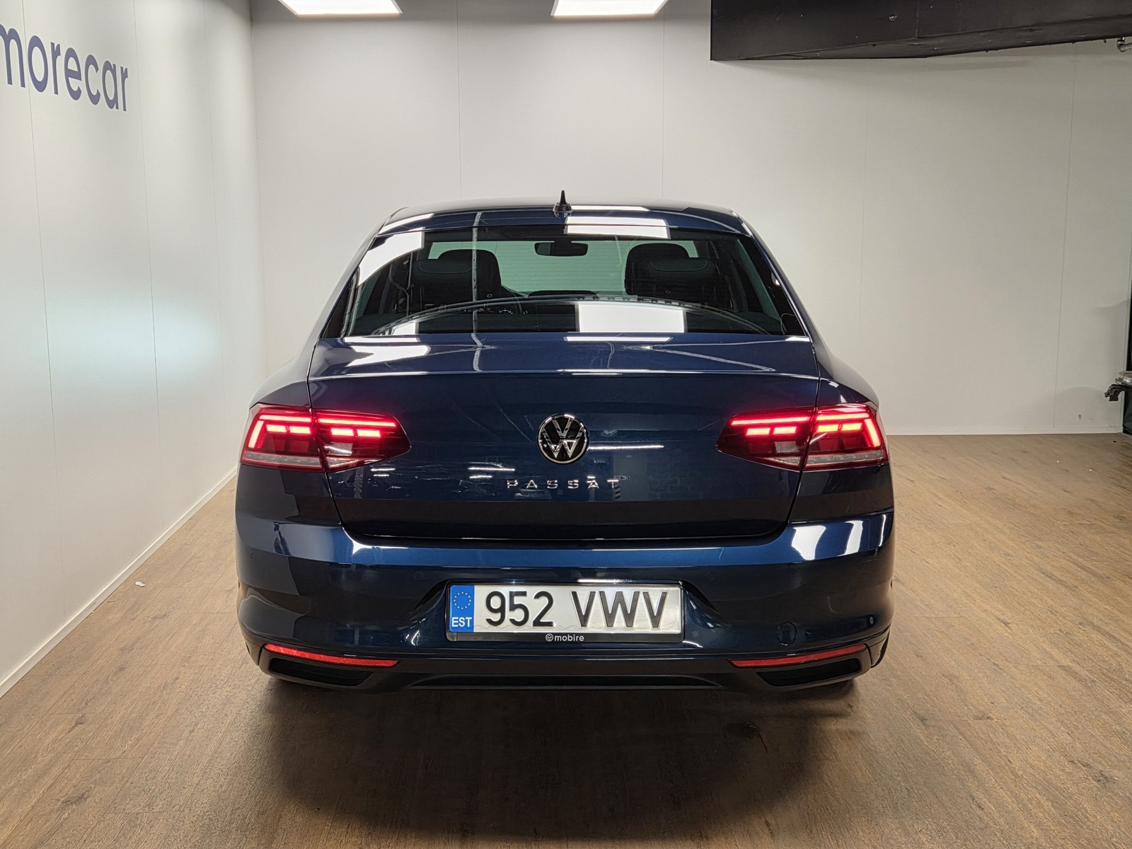 Volkswagen Passat 2021, photo 5/23