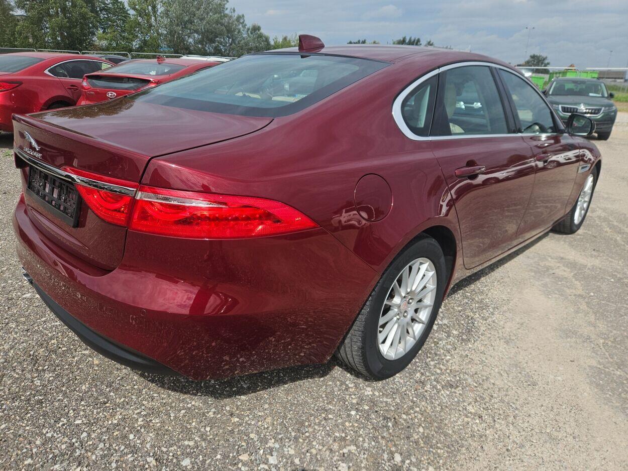 Jaguar XF 2016, kuva 3/6