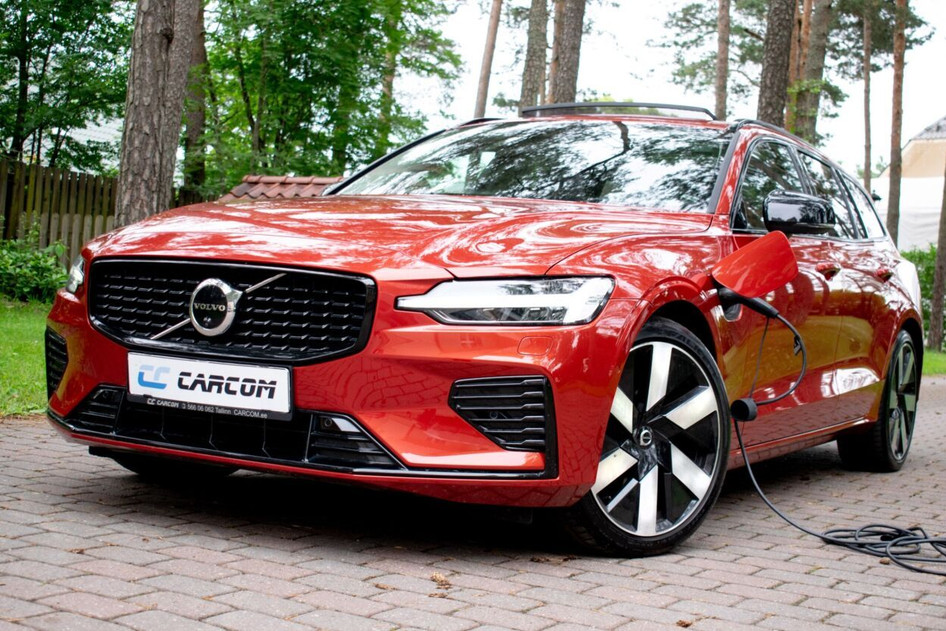 Volvo V60, 2022, 2.0, 293 kW, pistikhübriid (bensiin/elekter), automaat, nelikvedu