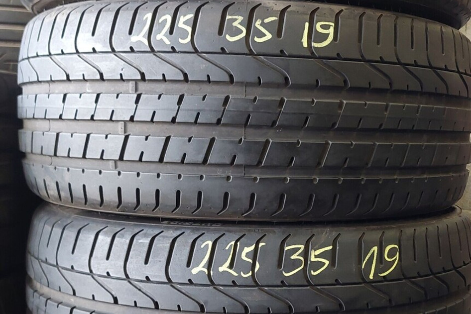 Подержанный летняя шина 225/35R19 Pirelli PZero