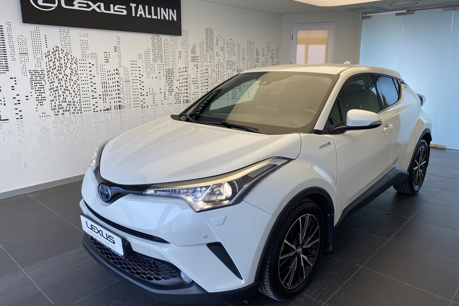 Toyota C-HR, 2018, 1.8, 72 kW, hübriid (bensiin/elekter), automaat, esivedu