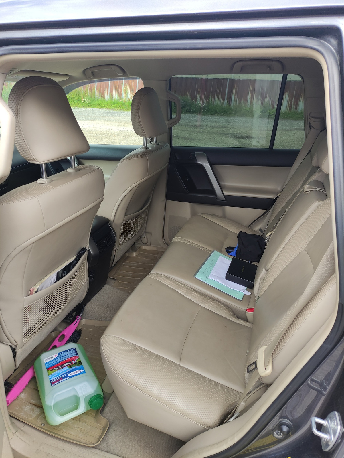 Toyota Land Cruiser 2012, photo 2/7
