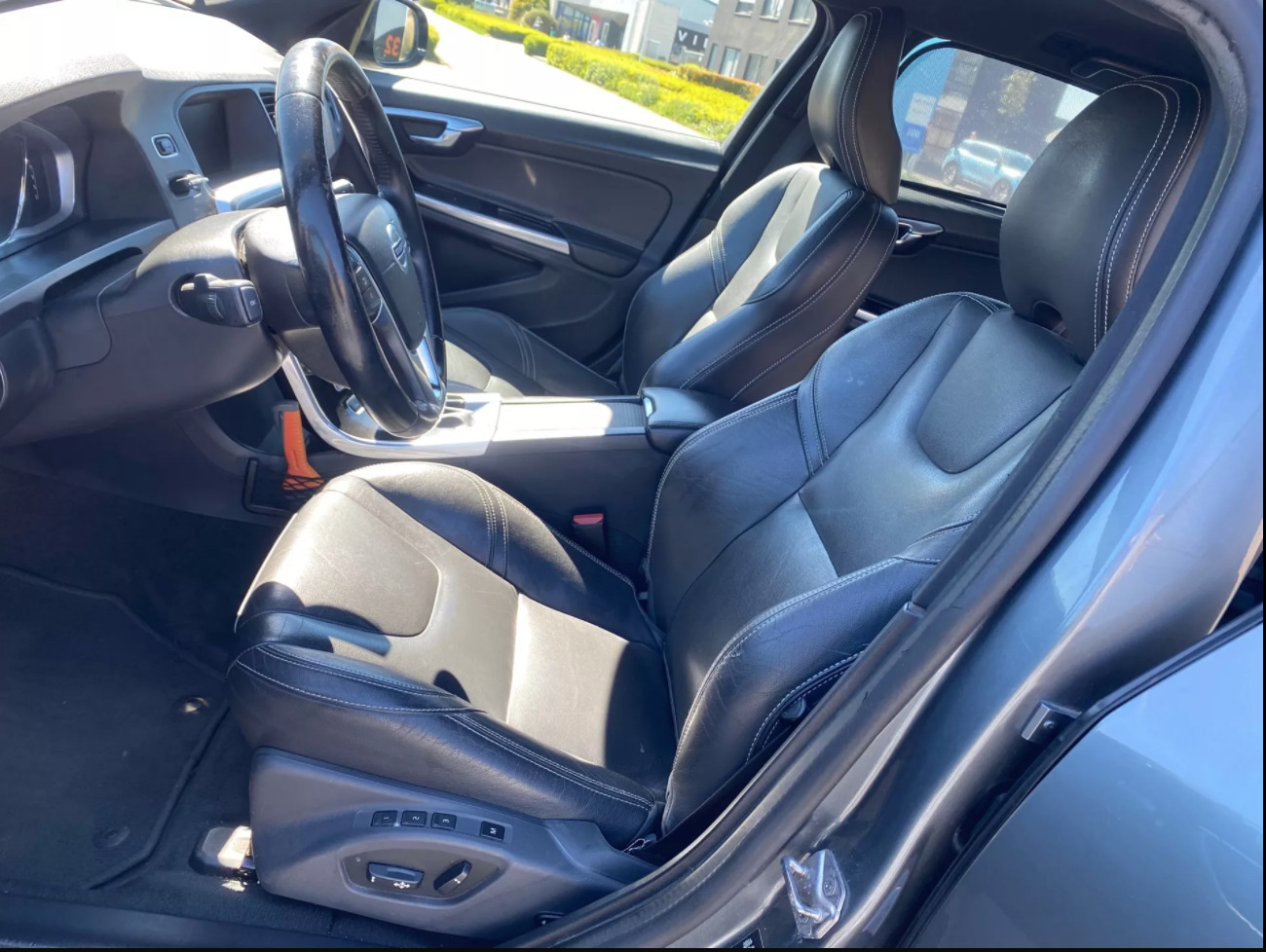 Volvo V60 2016, kuva 6/9