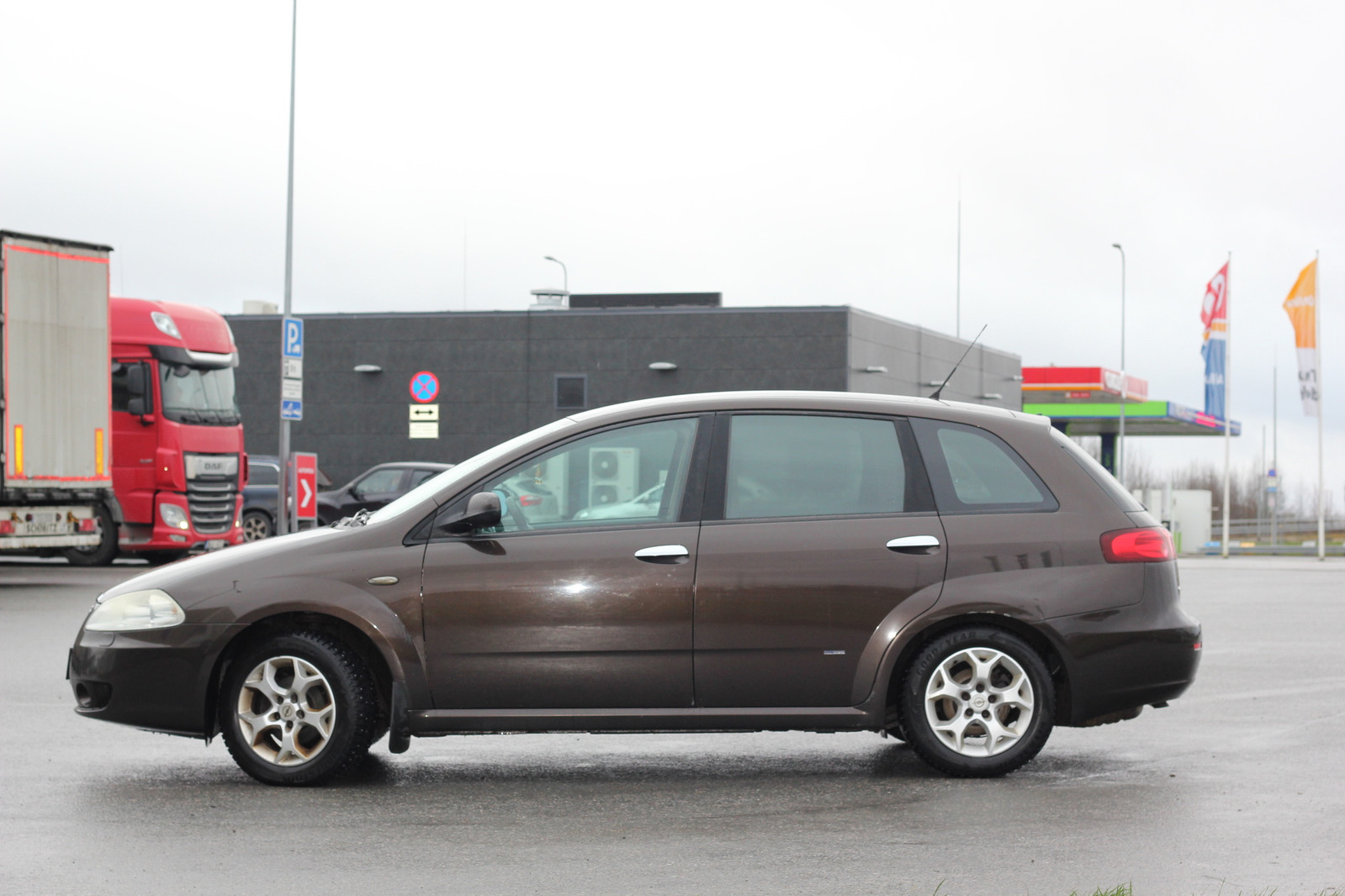 Fiat Croma 2010, photo 2/10