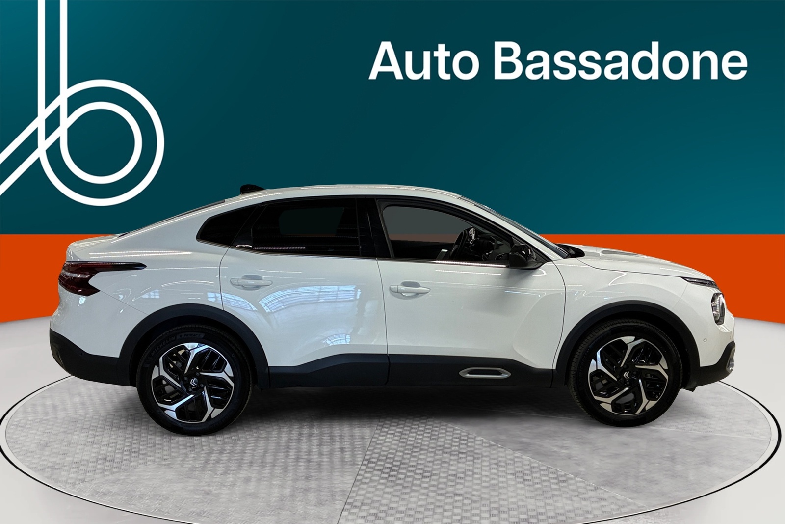Citroën C4 X 2023, photo 6/10