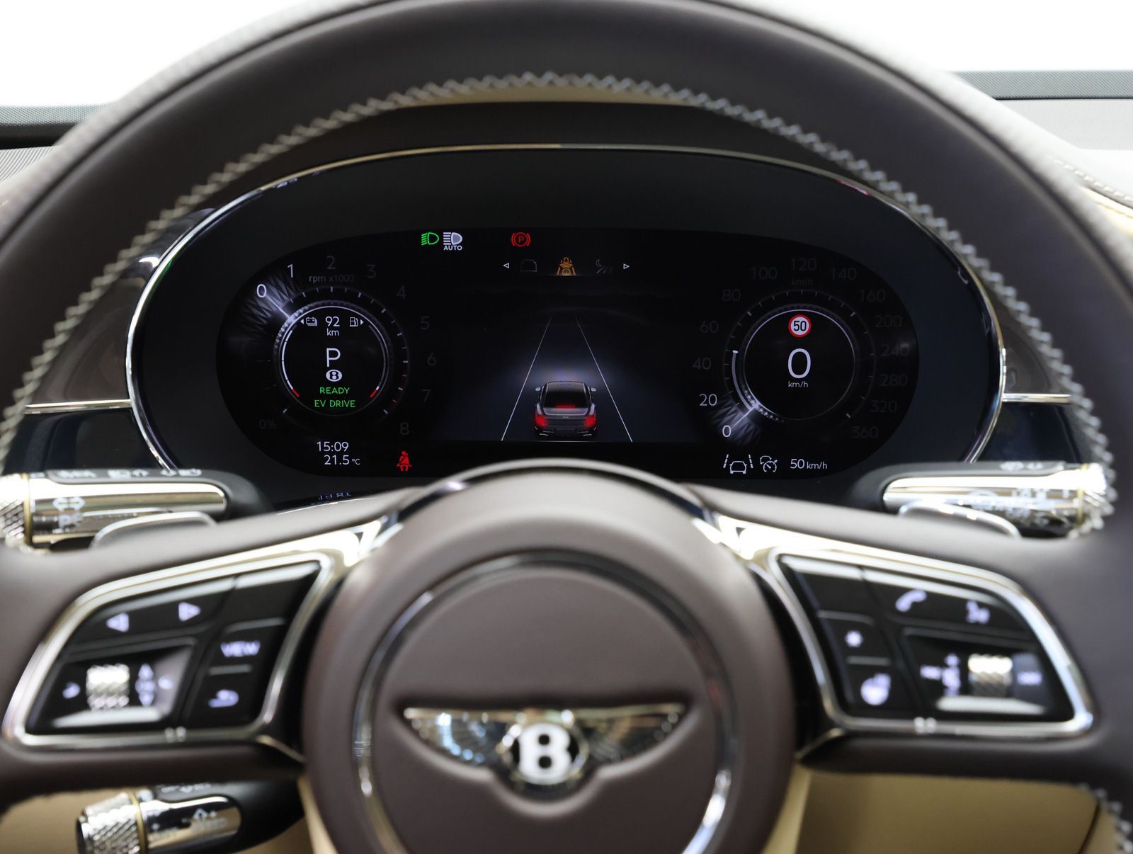 Bentley Flying Spur 2026, photo 6/23