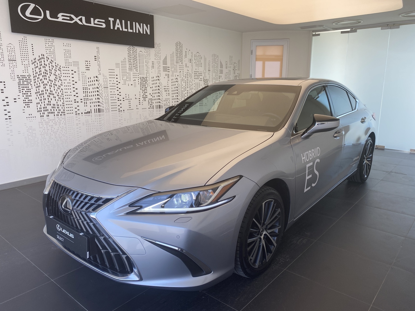 Lexus ES 300h Limited Edition 2.5 131kW