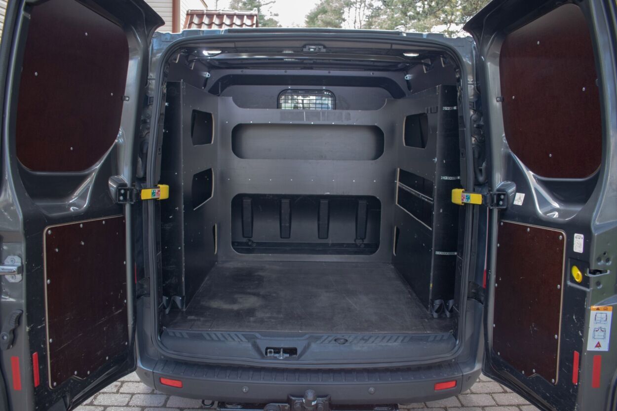 Ford Transit Custom 2018, kuva 4/18