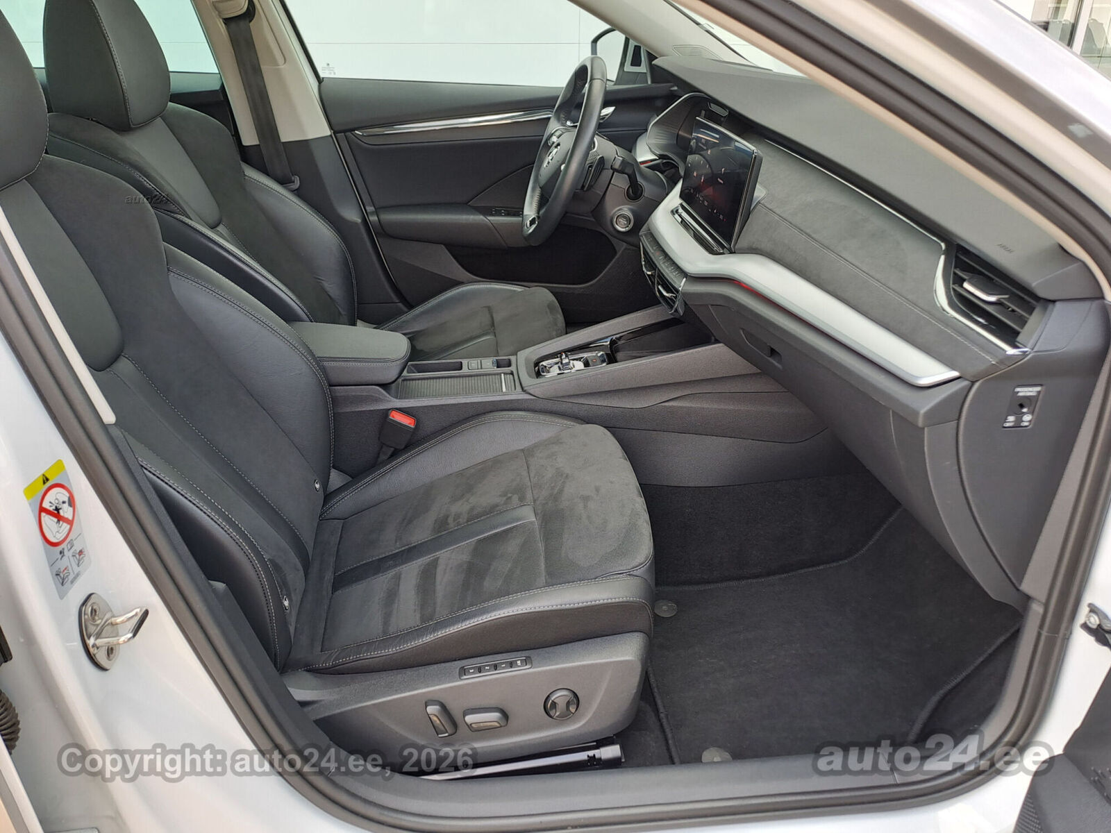 Škoda Octavia 2022, photo 5/7