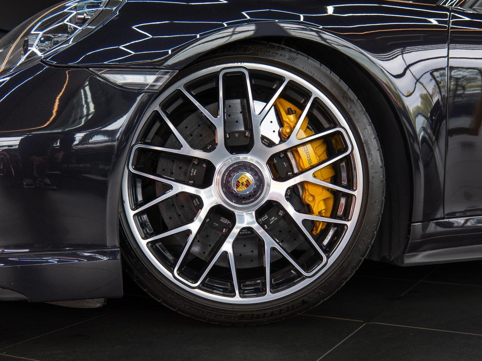 Porsche 911 Turbo S Cabrio 3.8 412kW 2014, kuva 6/17