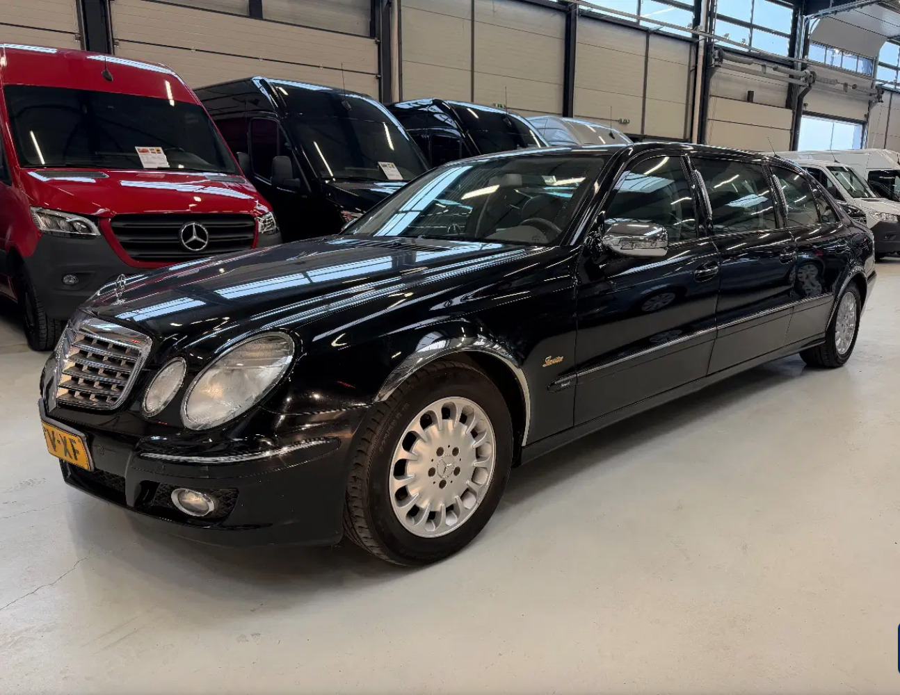 Mercedes-Benz E 200