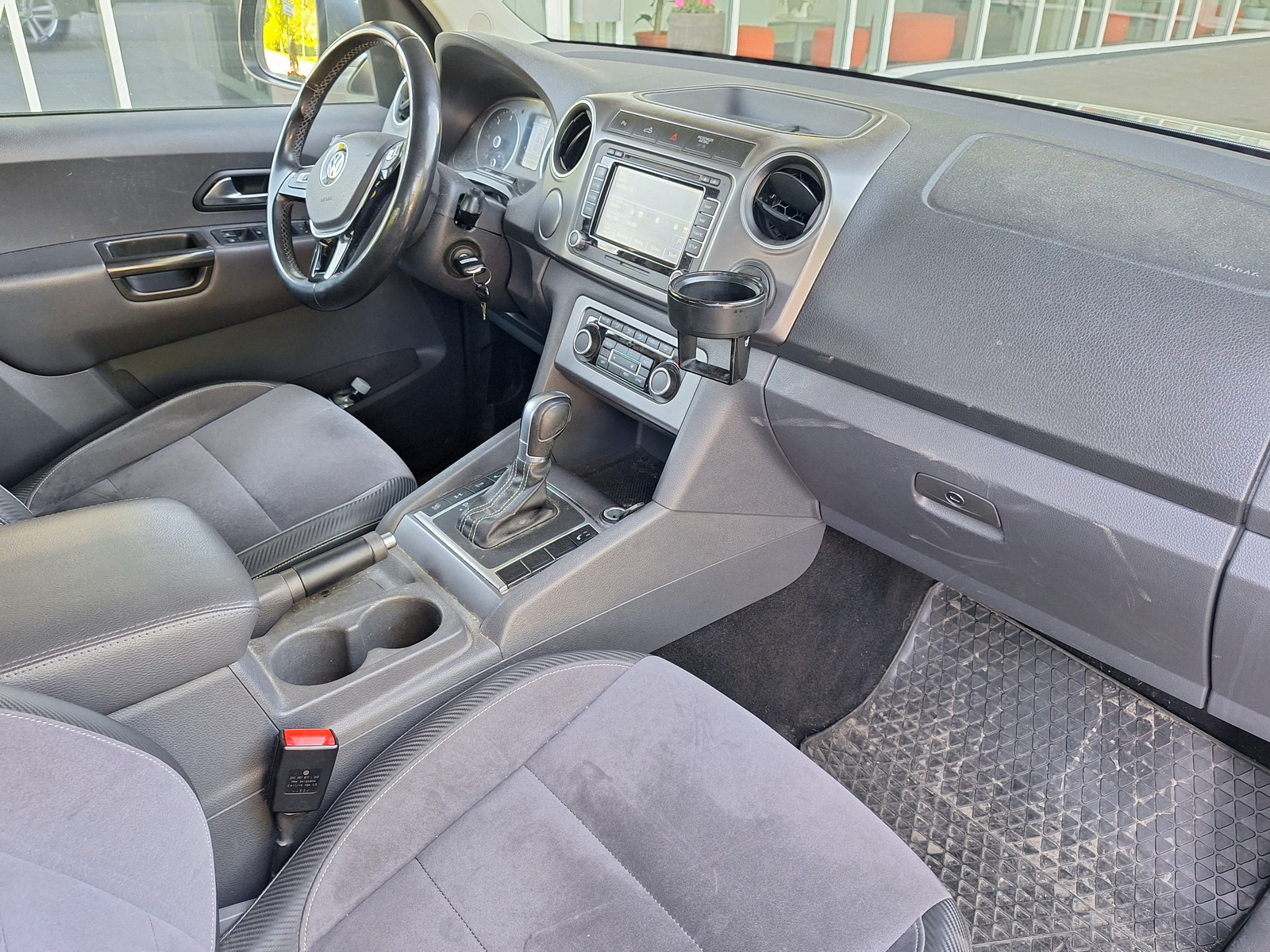 Volkswagen Amarok 2016, kuva 2/13