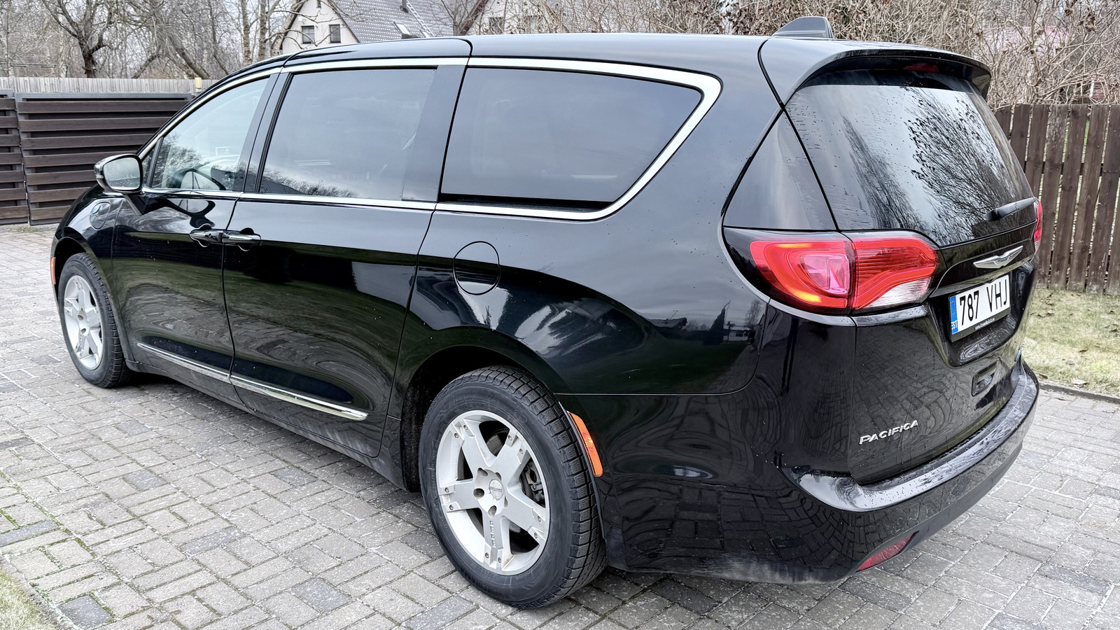 Chrysler Pacifica 2021, photo 2/24