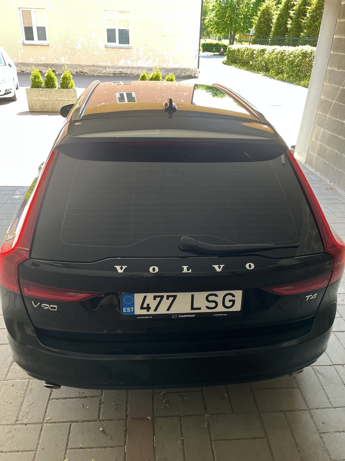 Volvo V90 2018, photo 2/27