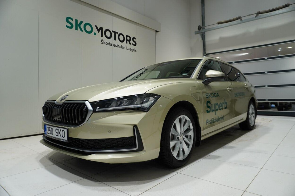 Škoda Superb, 2025, 1.5, 110 kW, pistikhübriid (bensiin/elekter), automaat, esivedu