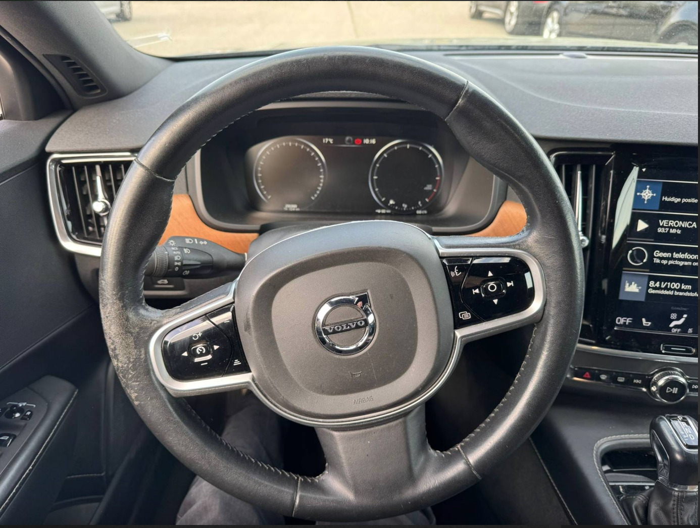 Volvo V90 2018, kuva 4/10