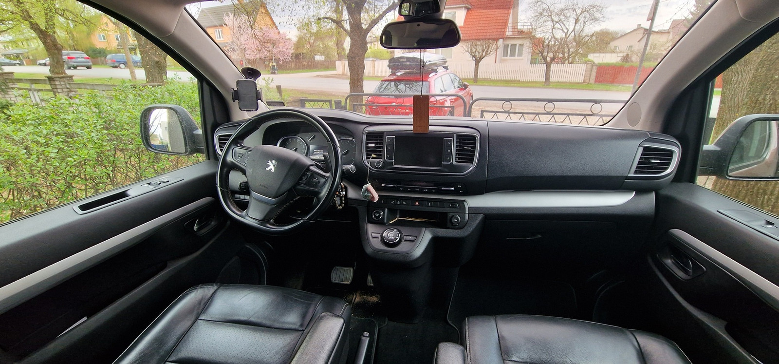 Peugeot Traveller