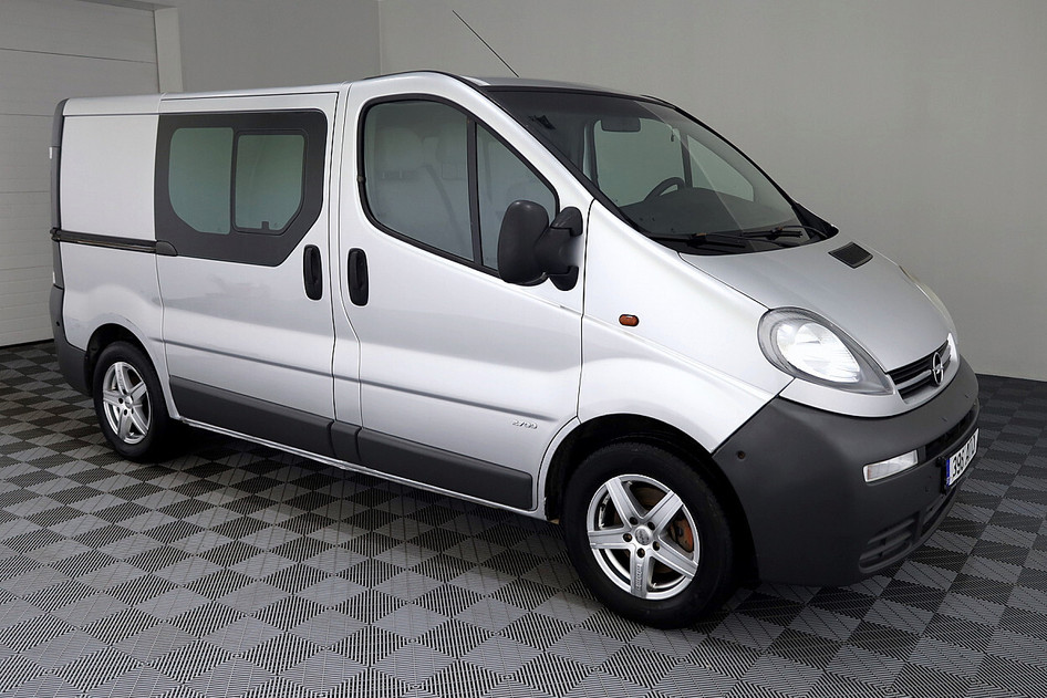 Opel Vivaro, 2004, 1.9, 60 kW, дизель, механическая, передний привод
