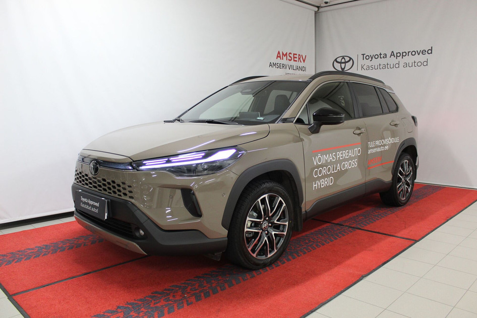 Toyota Corolla Cross, 2025, 2.0, 98 kW, hybrid (petrol/electric), automatic, front-wheel drive