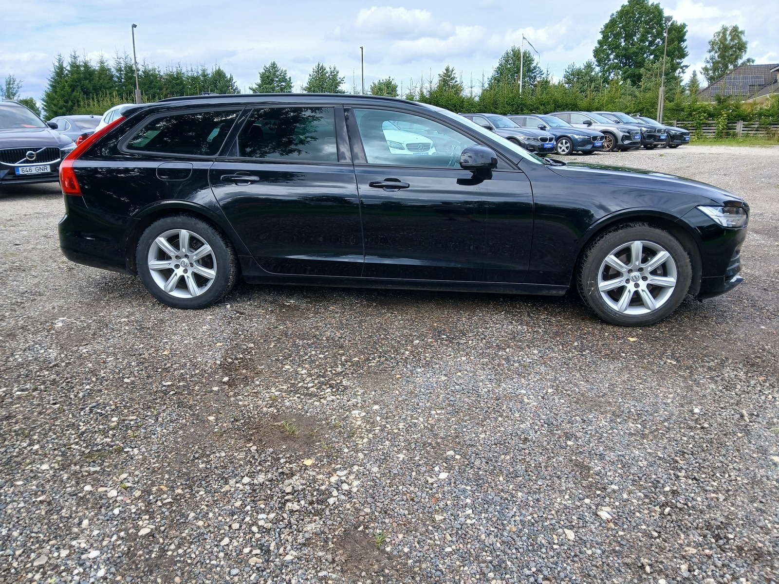 Volvo V90 2018, kuva 4/21