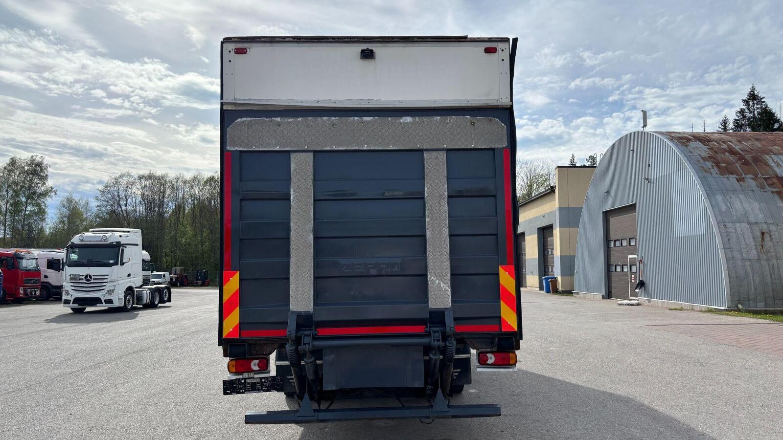 Volvo FL240 2009, photo 5/27
