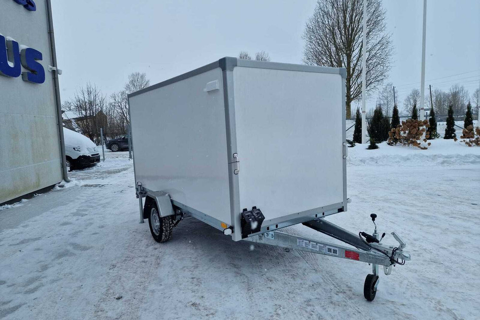 Niewiadow F7530H, 2026