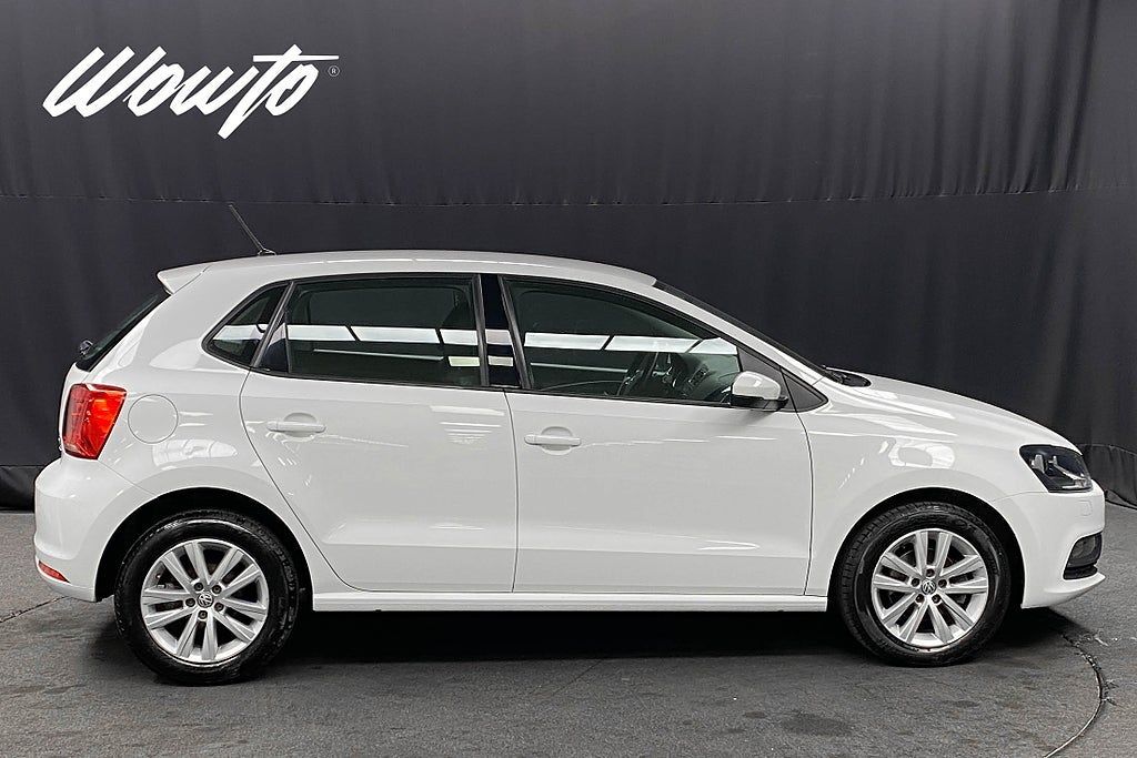 Volkswagen Polo 2016, photo 3/10