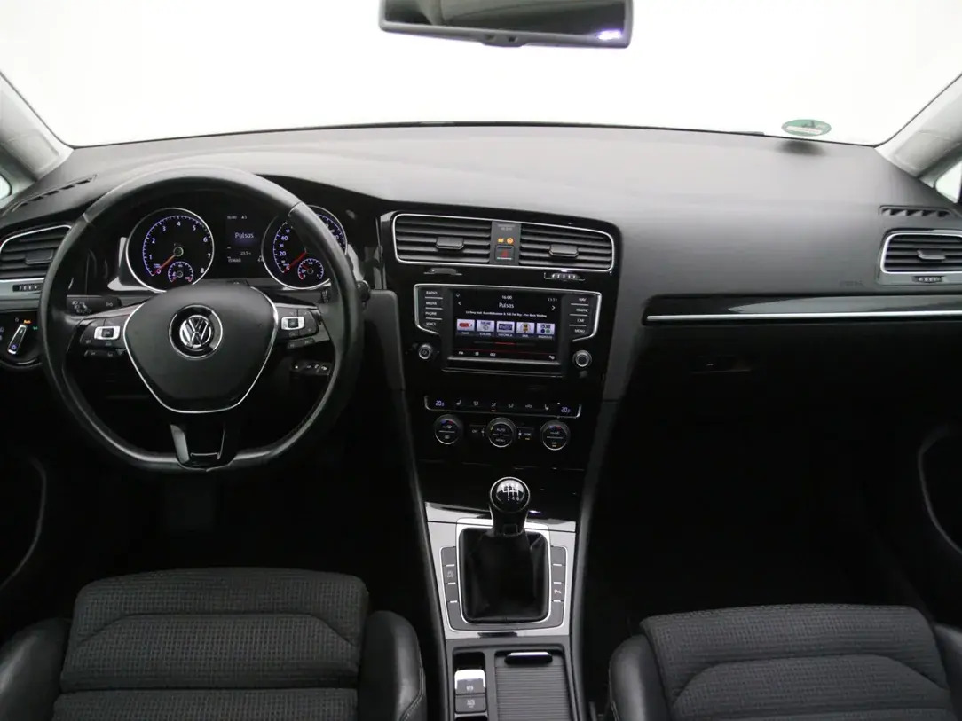 Volkswagen Golf 2016, photo 2/33