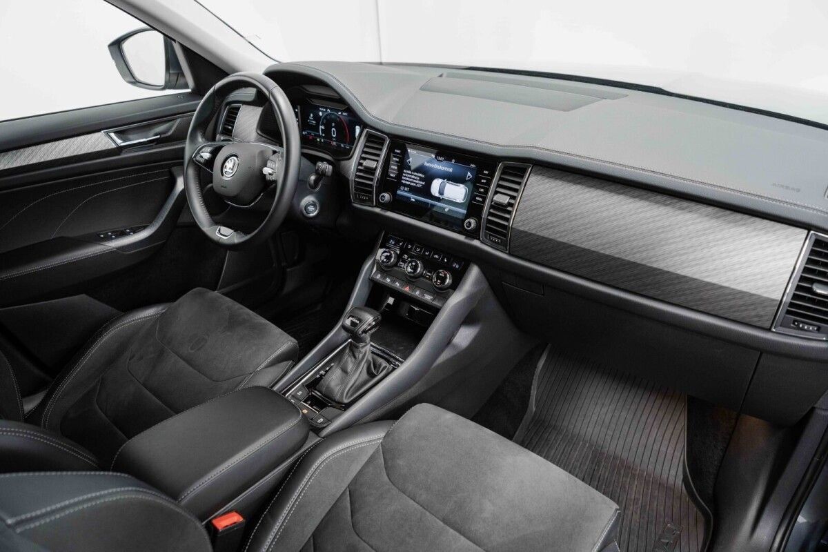 Škoda Kodiaq 2022, photo 7/10