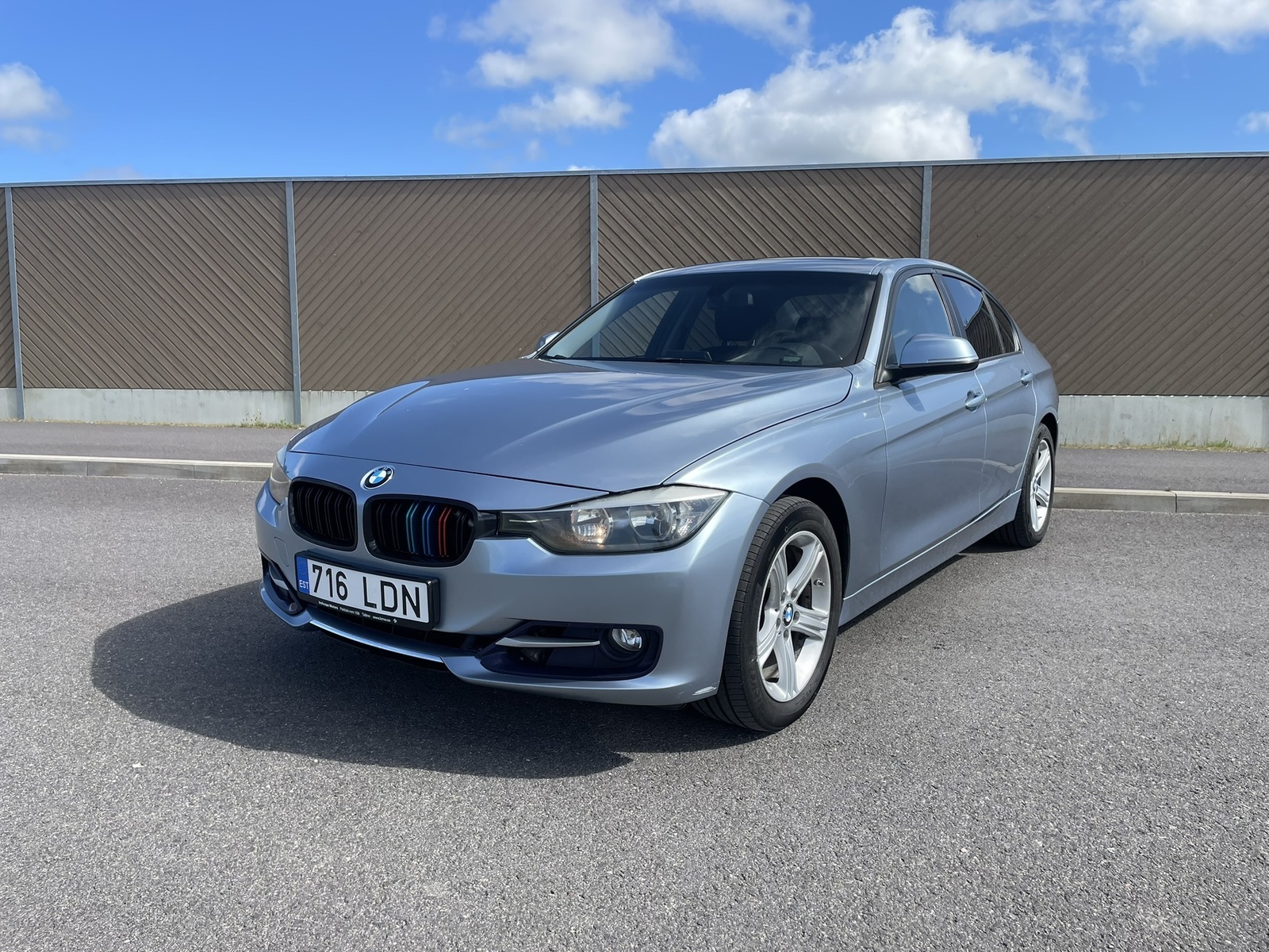 BMW 320 2.0 135kW