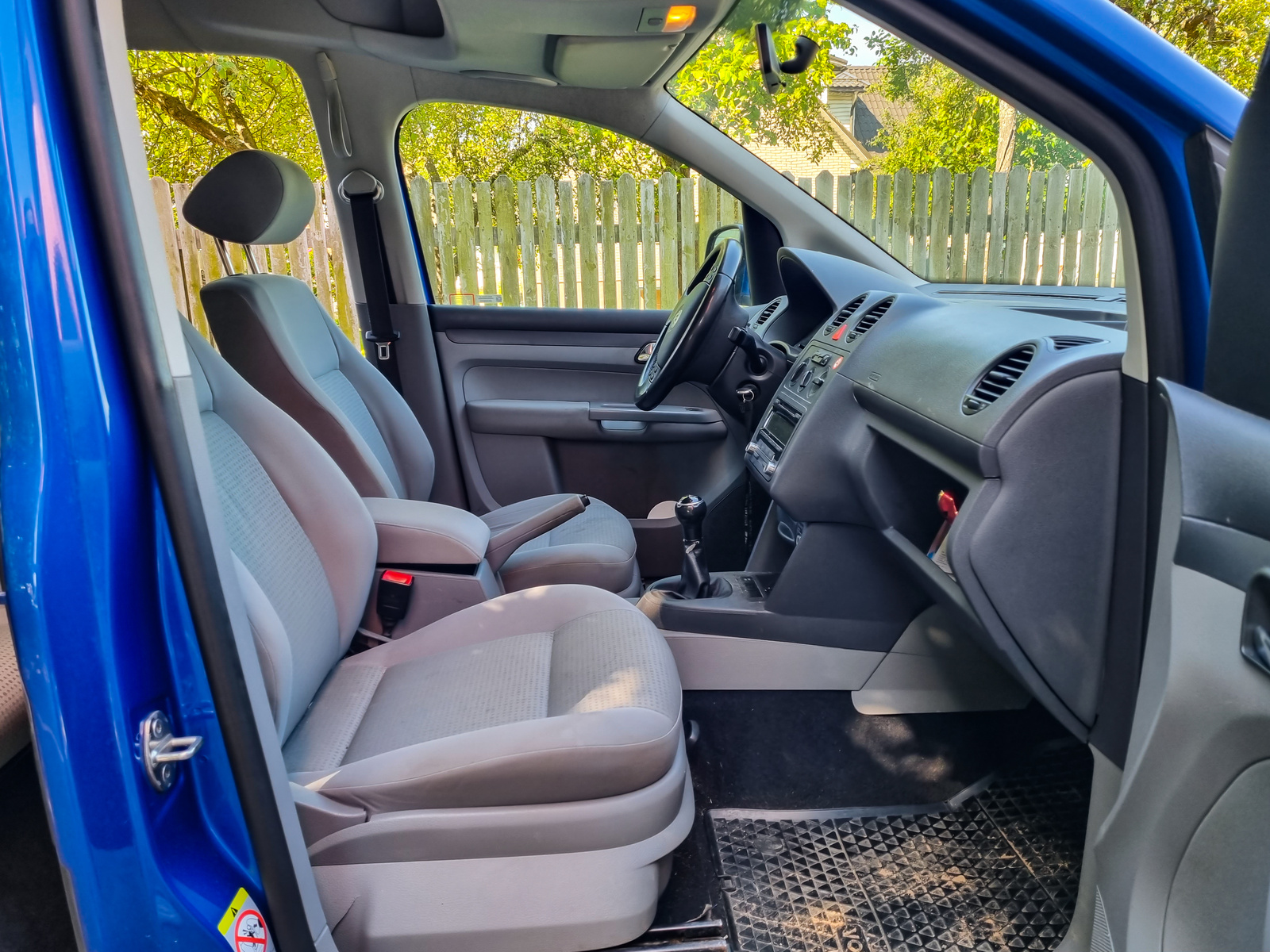 Volkswagen Caddy 2009, kuva 7/10