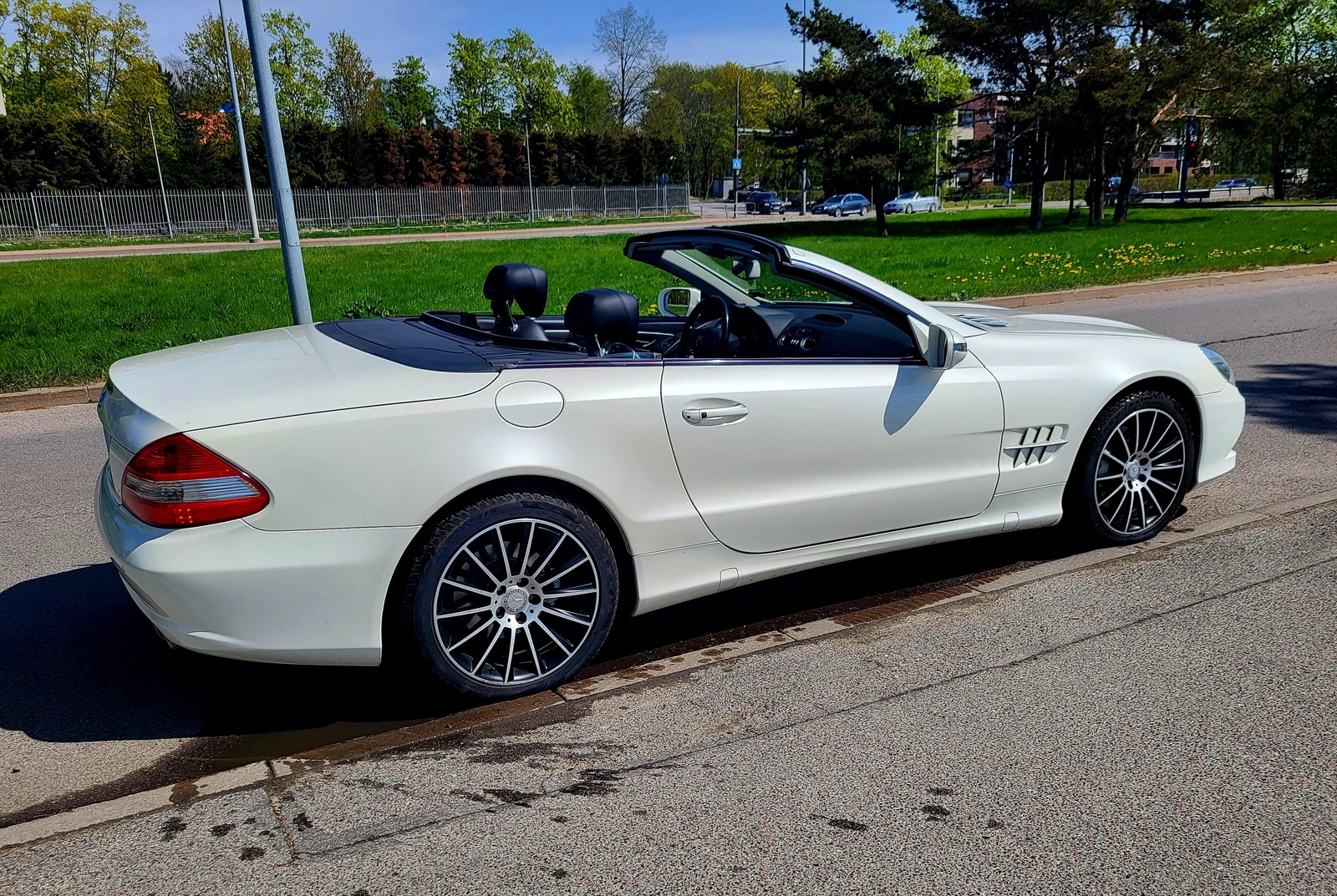 Mercedes-Benz SL 350 2009, kuva 4/4