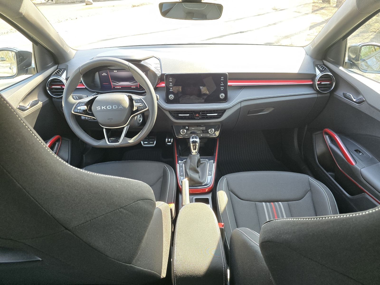 Škoda Fabia 2025, photo 7/13