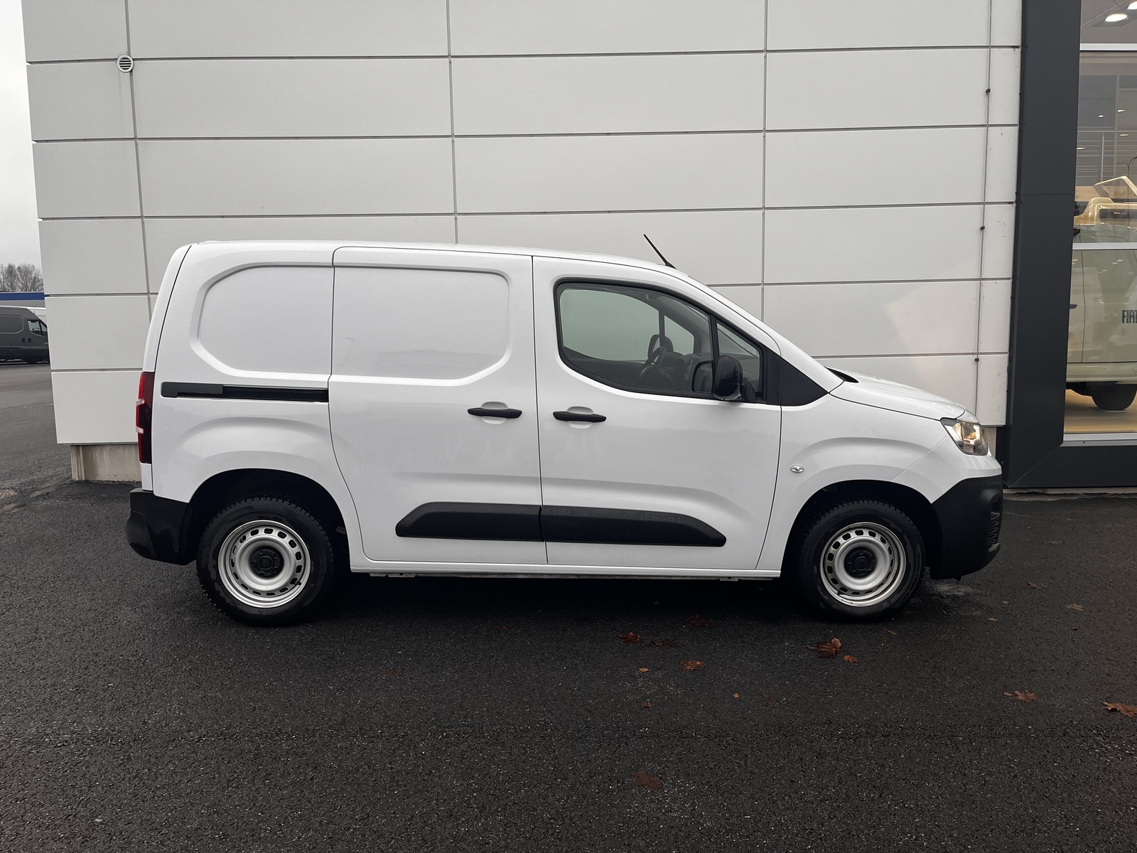 Fiat Doblo MY24 2024, kuva 4/17